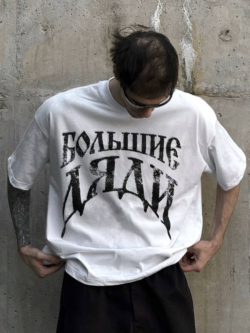 T-SHIRT "БОЛЬШИЕ ДЯДИ" WHITE