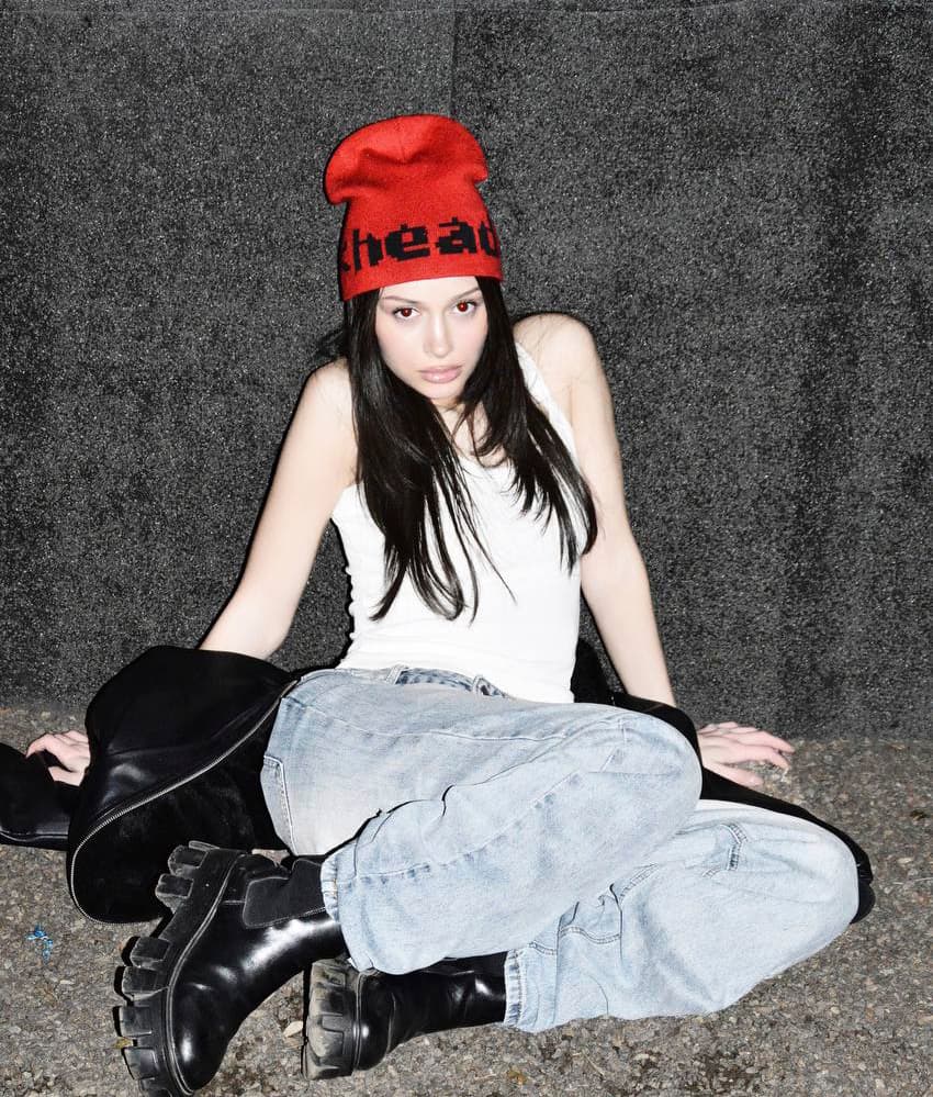 HAT "HEAD" RED